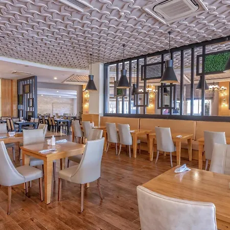 Hotel Lrs Port River & Side