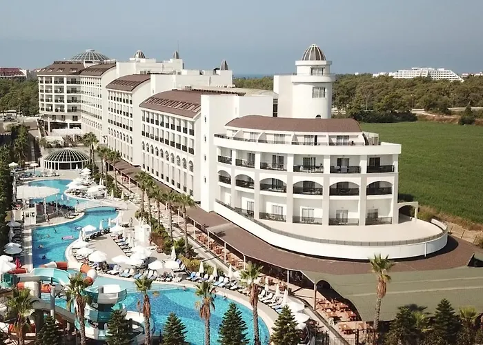 Lrs Port River & Hotel 5*