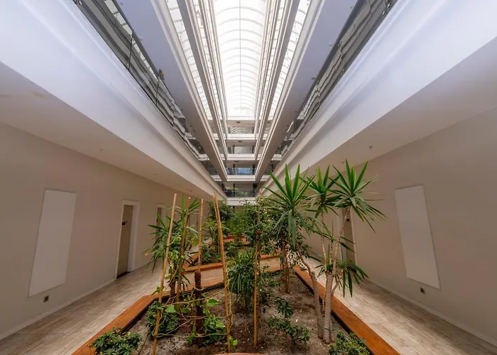 Lrs Port River & Hotel