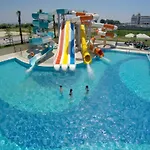 Lrs Port River & Hotel