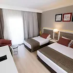 Hotel Lrs Port River & Side
