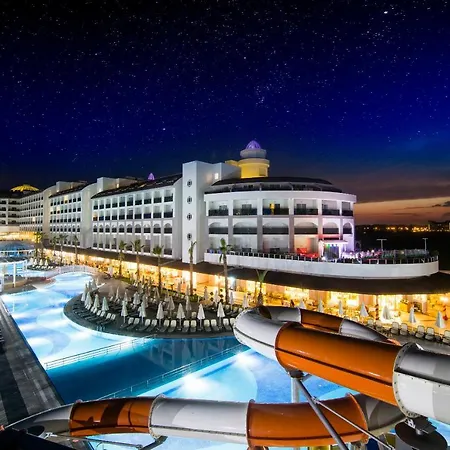 Lrs Port River & Hotel