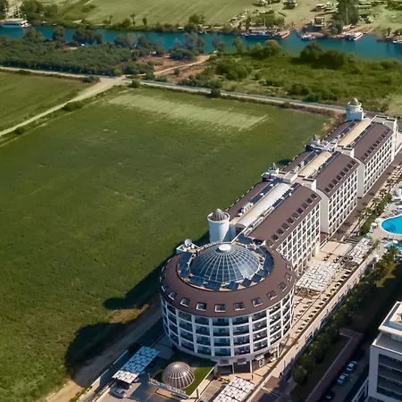 Lrs Port River & Hotel Sidé