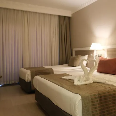 Lrs Port River & Otel Side