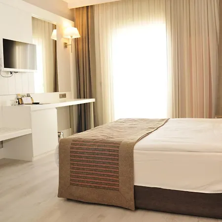 Lrs Port River & Hotel 5*