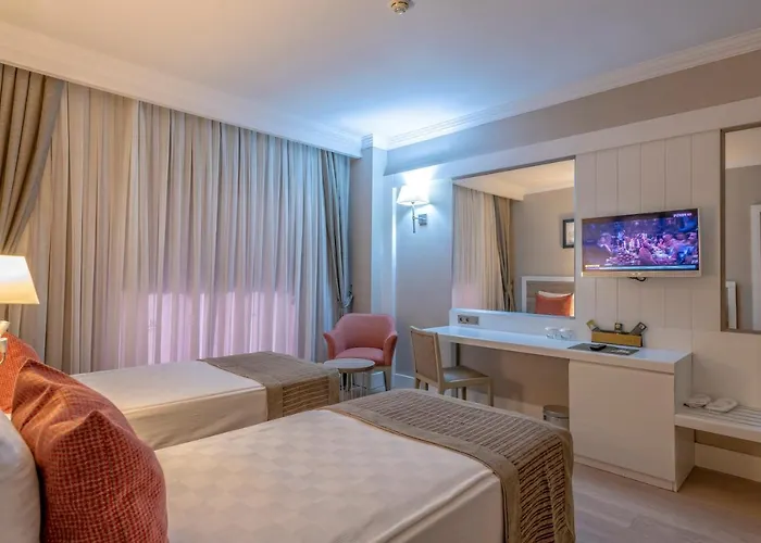 Otel Lrs Port River & Side