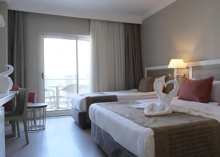 Lrs Port River & Otel 5*