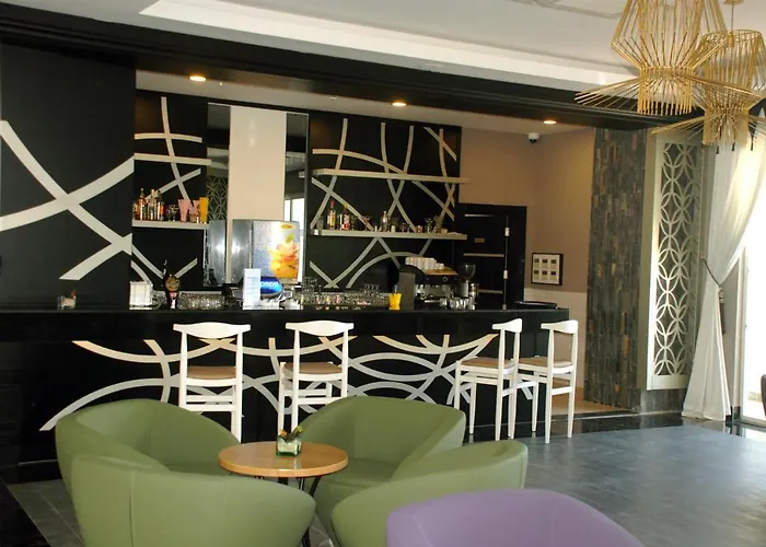 Lrs Port River & Hotell 5*