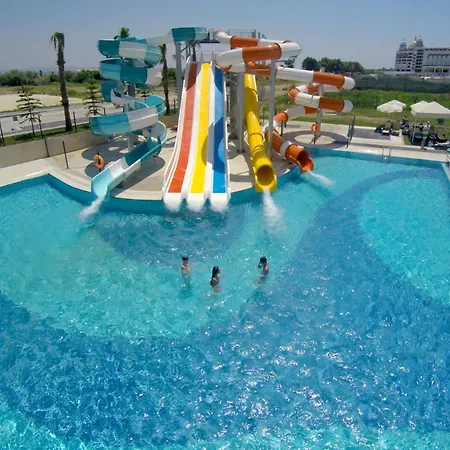 Lrs Port River & Hotell